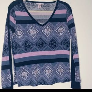 VICTORIA SECRET waffle pajama sleep top. Size L include pants